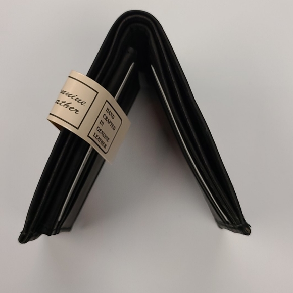 Wallet - Picture 2 of 4